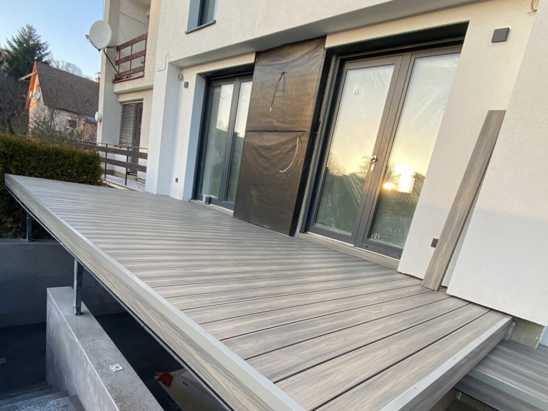 Terasy PRÉMIUM Terasy PRÉMIUM